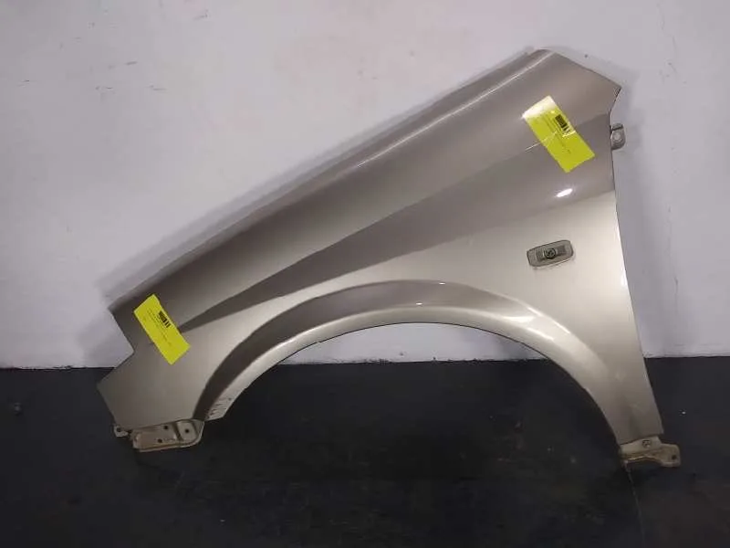 Aleta Delantera Izquierda para Nissan Primera Berlina (P12)
