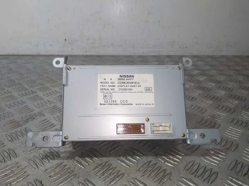Display para Nissan Primera Berlina (P12)
