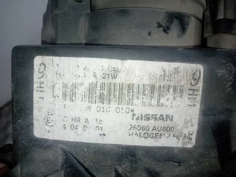 Faro Izquierdo para Nissan Primera Berlina (P12)