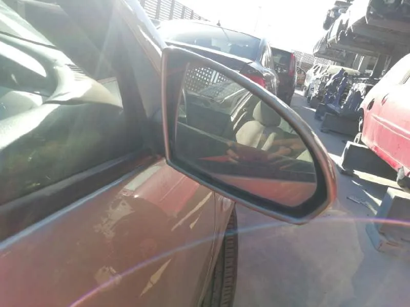 Retrovisor Derecho para Nissan Primera Berlina (P12)