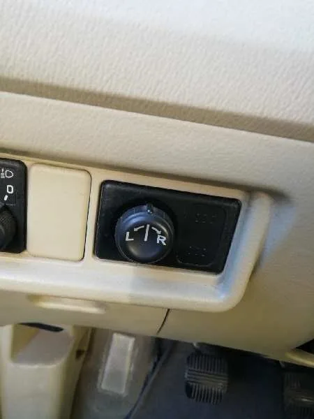 Retrovisor Derecho para Nissan Primera Berlina (P12)