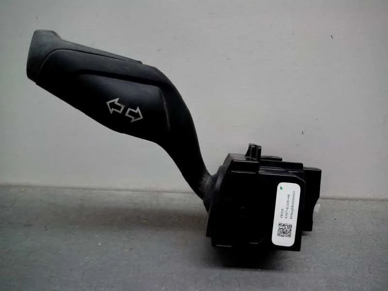 Mando Intermitentes para Ford Focus Lim. (Cb8)