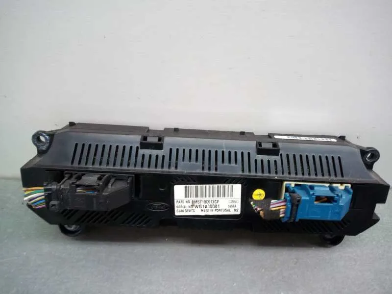 Mando Climatizador para Ford Focus Lim. (Cb8)