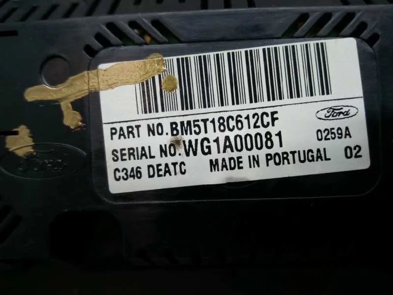 Mando Climatizador para Ford Focus Lim. (Cb8)