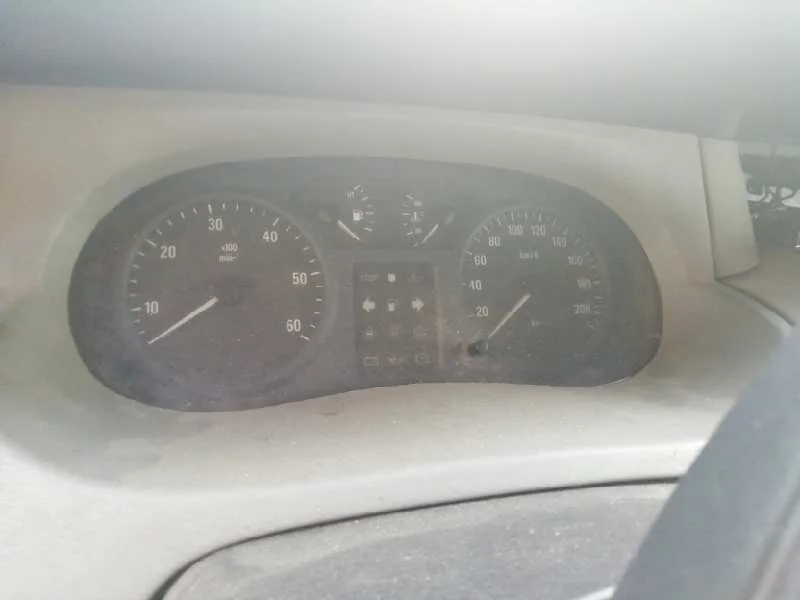 Cuadro Instrumentos para Opel Vivaro
