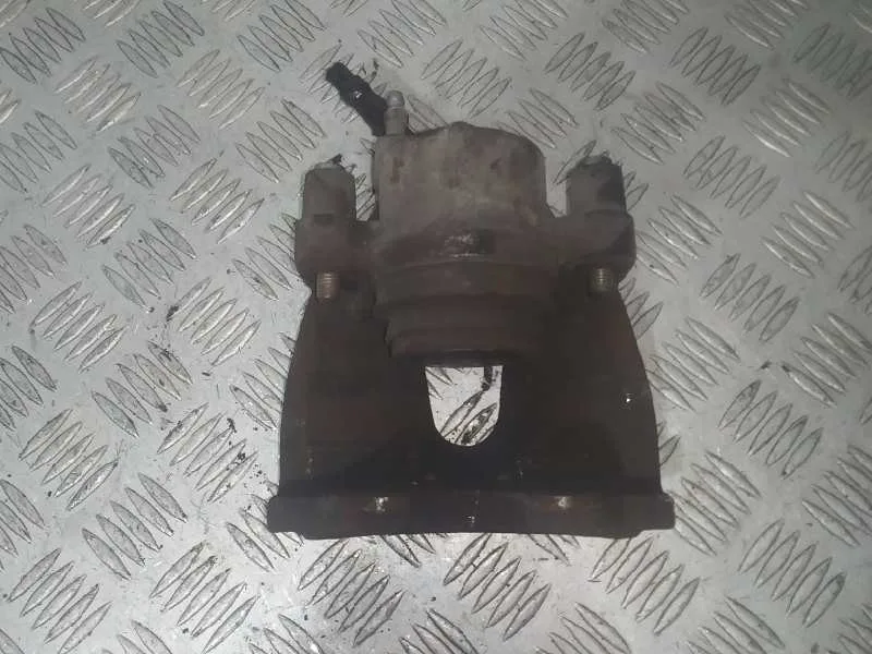 Pinza Freno Delantera Derecha para Ford Focus Lim. (Cb4)