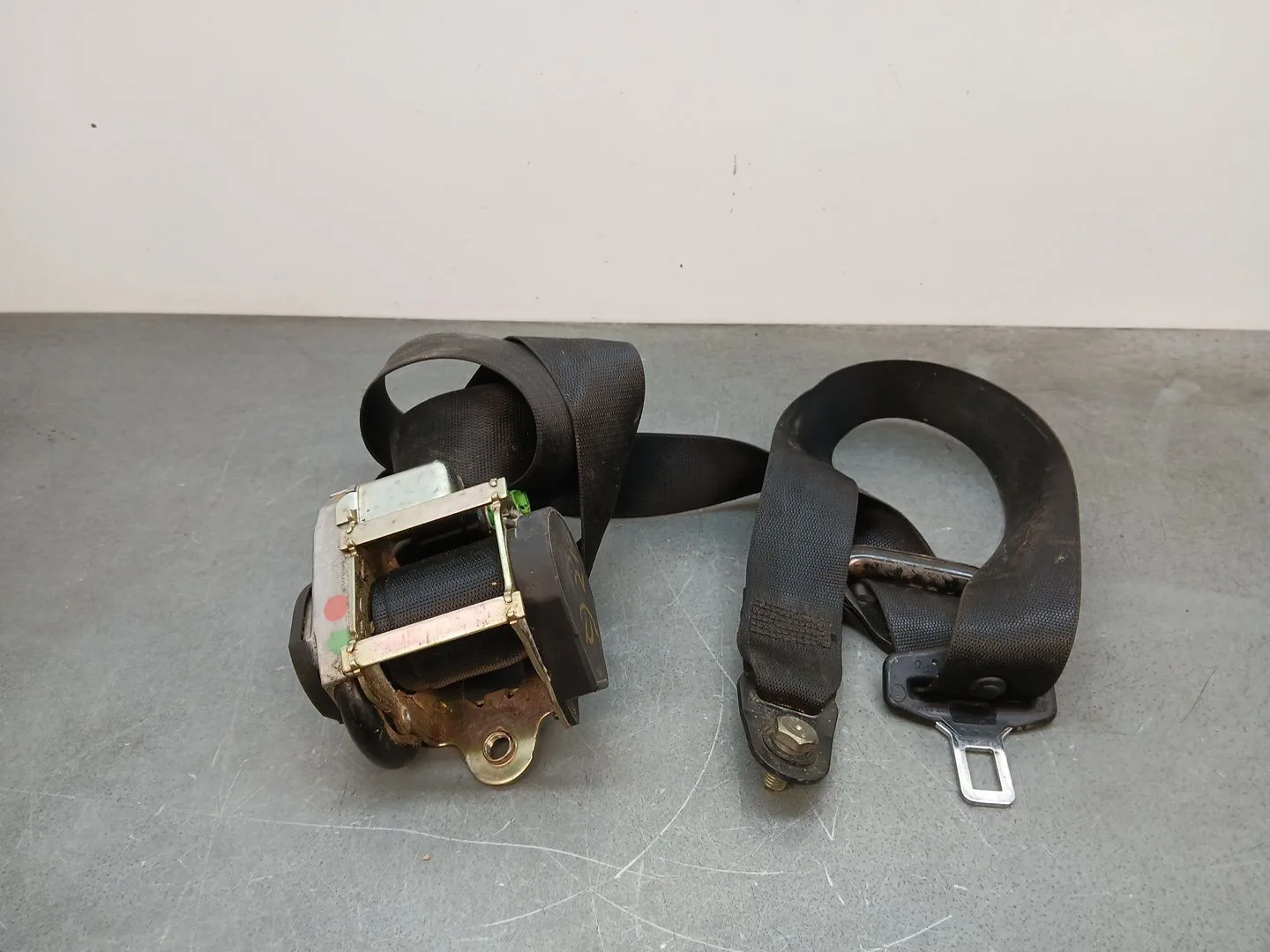 Pretensor Airbag Izquierdo para Mercedes-Benz Vito Caja Cerrada 6.03 ->