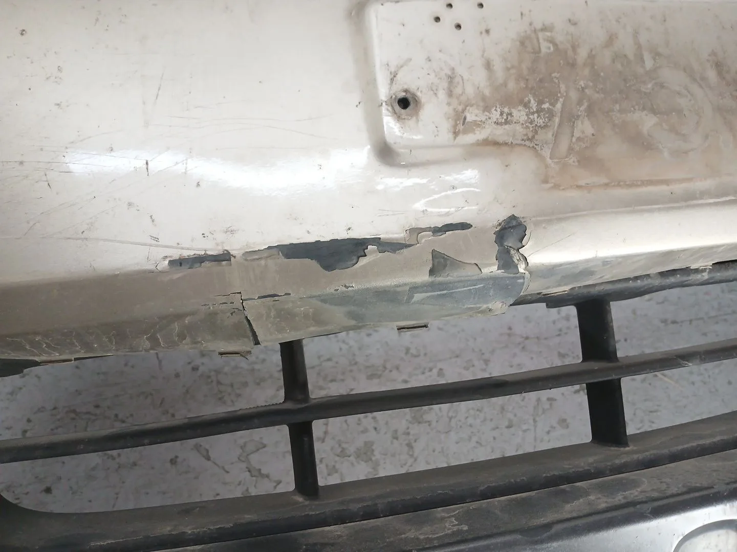 Paragolpes Delantero para Kia Carens (Un)