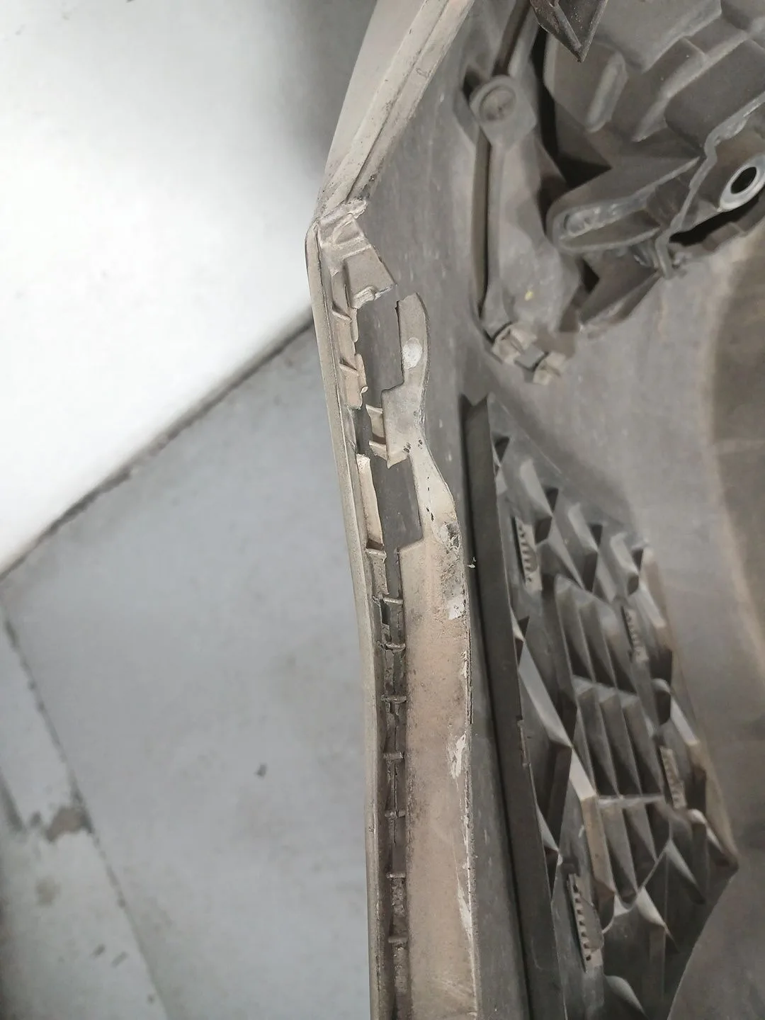 Paragolpes Delantero para Kia Carens (Un)