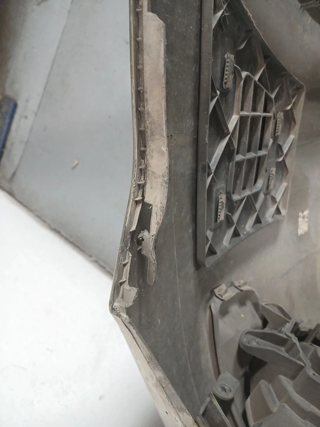 Paragolpes Delantero para Kia Carens (Un)
