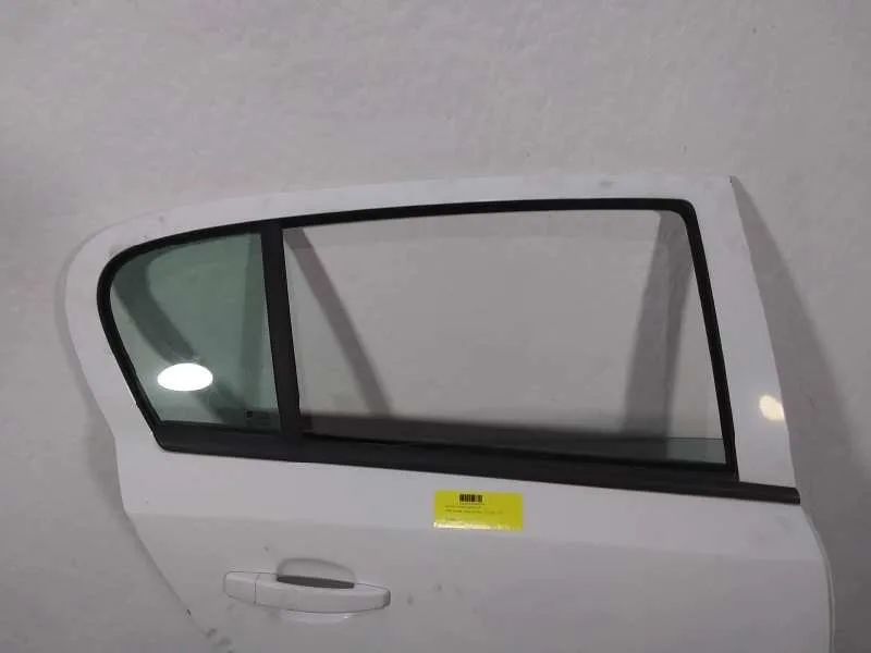 Puerta Trasera Derecha para Opel Astra H Berlina