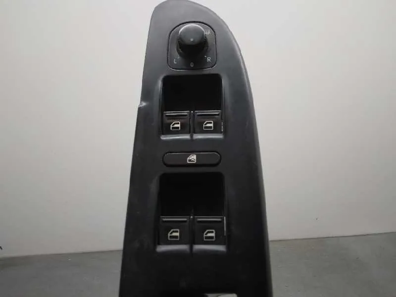 Mando Elevalunas Delantero Izquierdo para Volkswagen Passat Berlina (3C2)