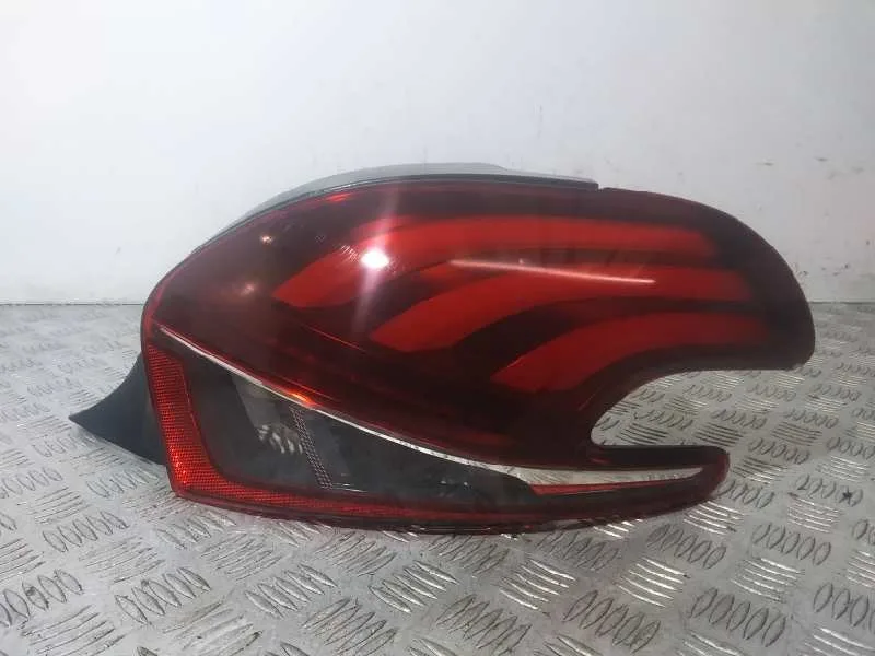 Piloto Trasero Derecho para Peugeot 208