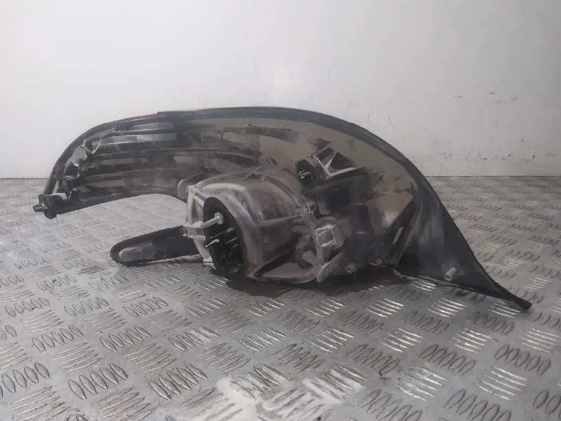 Piloto Trasero Derecho para Peugeot 208