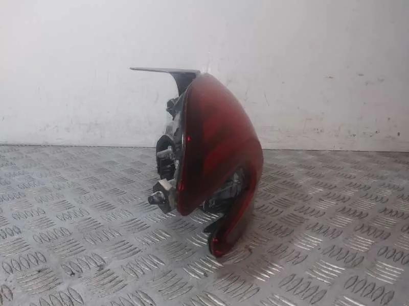 Piloto Trasero Izquierdo para Peugeot 208