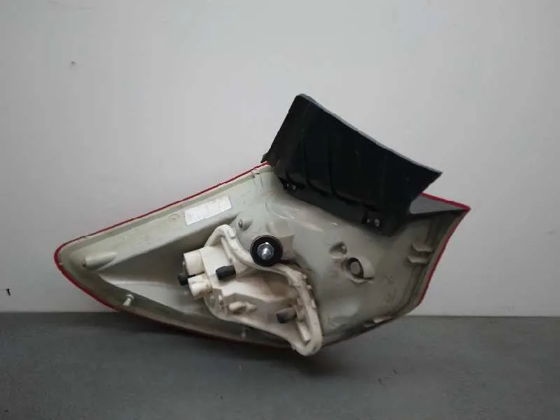 Piloto Trasero Derecho para Opel Astra J Lim.