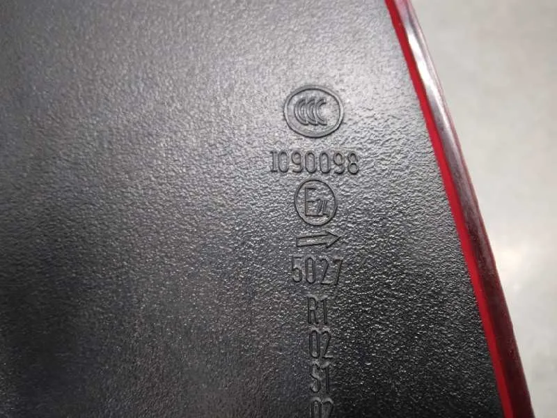 Piloto Trasero Derecho para Opel Astra J Lim.