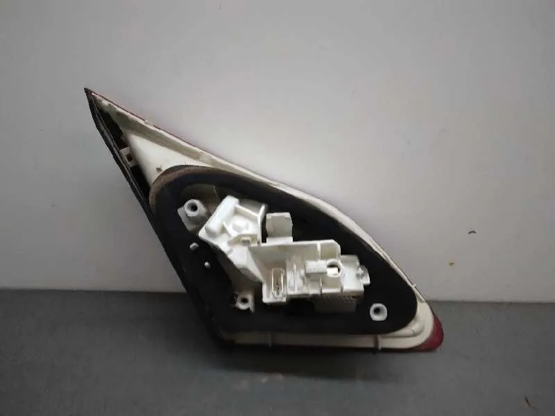 Piloto Trasero Derecho Interior para Opel Astra J Lim.