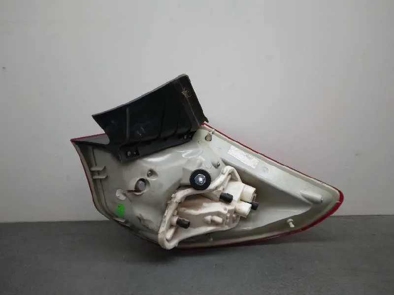 Piloto Trasero Izquierdo para Opel Astra J Lim.