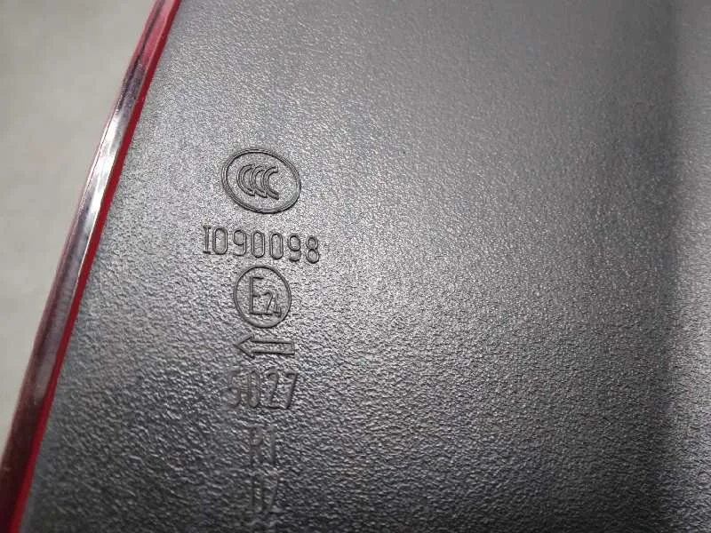 Piloto Trasero Izquierdo para Opel Astra J Lim.