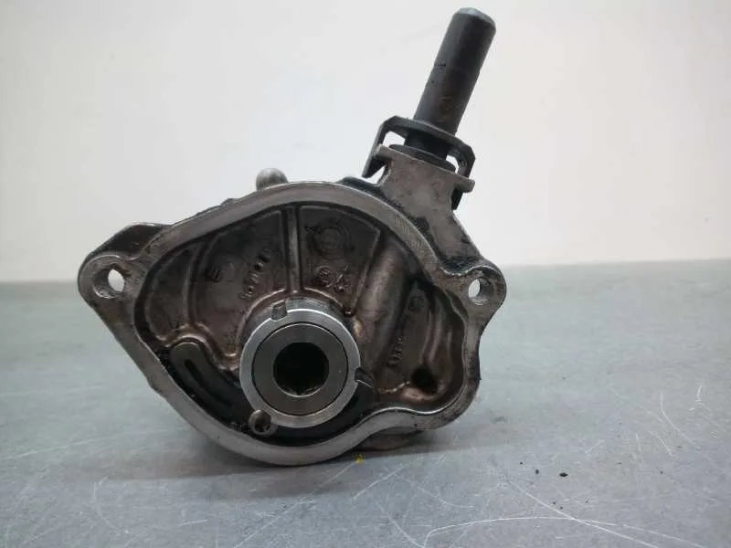 Depresor Freno / Bomba Vacio para Mercedes-Benz Sprinterii Caja Cerrada (Desde 01.06)