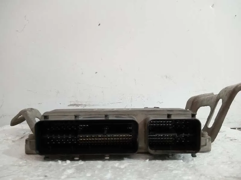 Centralita Motor Uce para Toyota Yaris (Ksp9/Scp9/Nlp9)