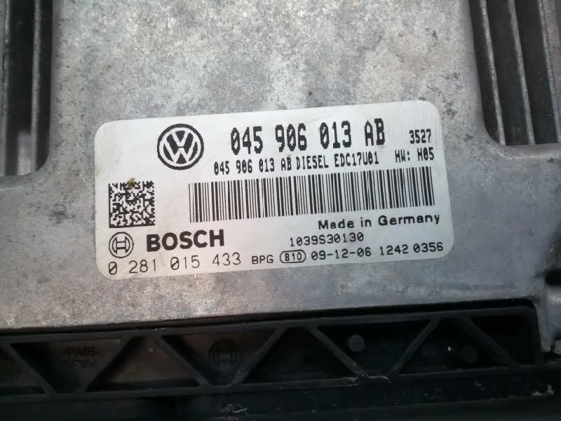 Centralita Motor Uce para Seat Ibiza (6J5)