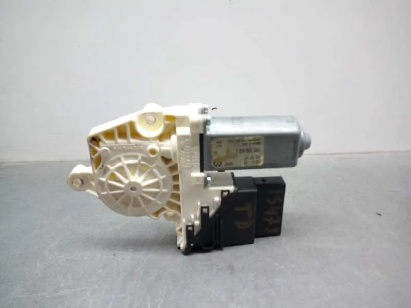 Motor Elevalunas Trasero Derecho para Volkswagen Jetta (1K2)