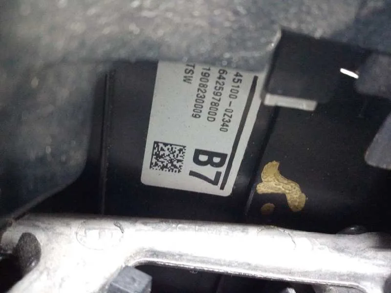 Volante para Toyota Corolla (E18)