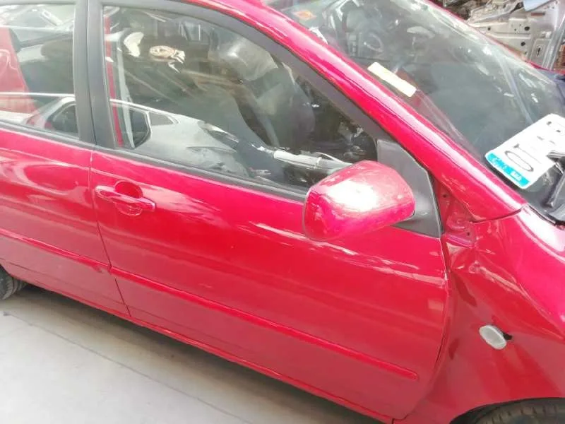 Puerta Delantera Derecha para Toyota Corolla (E12)