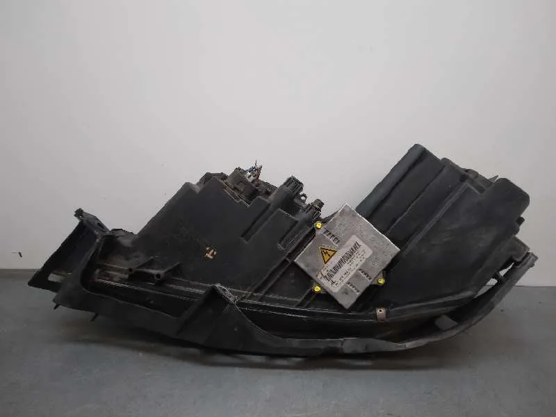 Faro Derecho para Mazda 6 Berlina (Gg)