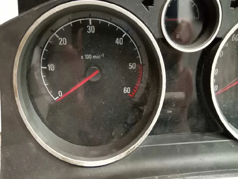 Cuadro Instrumentos para Opel Astra H Berlina