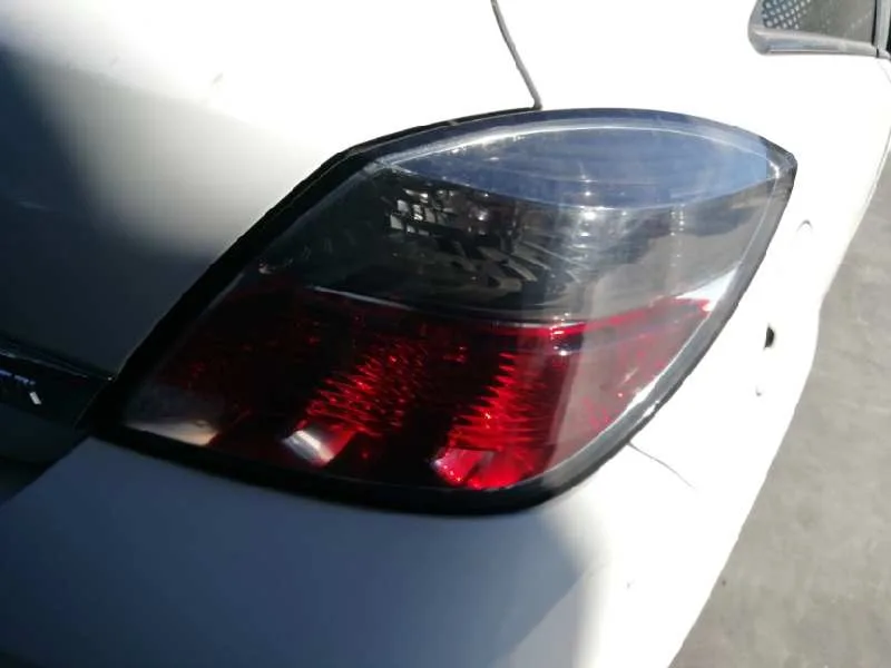 Piloto Trasero Derecho para Opel Astra Gtc