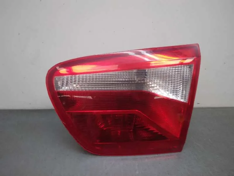 Piloto Trasero Derecho Interior para Seat Ibiza St (6J8)