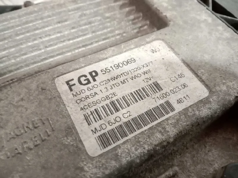 Centralita Motor Uce para Opel Corsa C