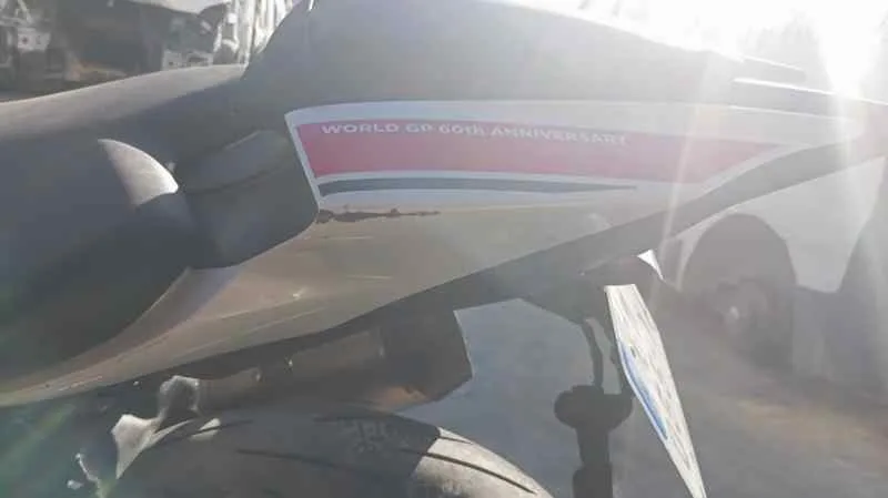 Plasticos para Yamaha R7