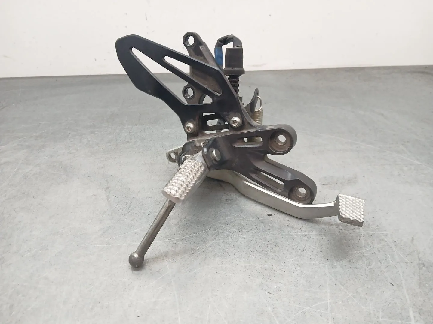 Pedal Freno para Yamaha R7