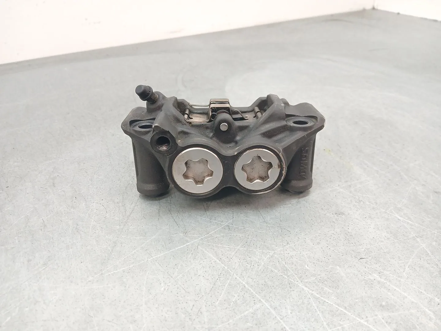 Pinza Freno Delantera Izquierda para Yamaha R7