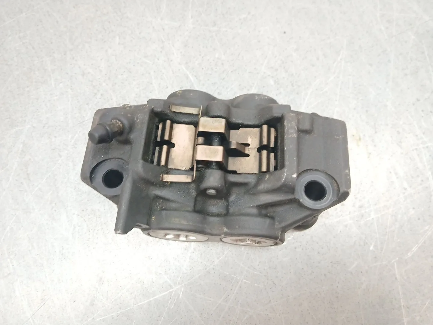 Pinza Freno Delantera Izquierda para Yamaha R7