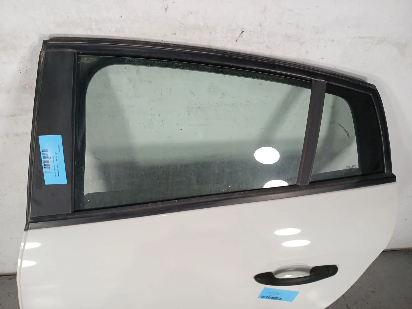 Puerta Trasera Izquierda para Fiat Bravo (198)