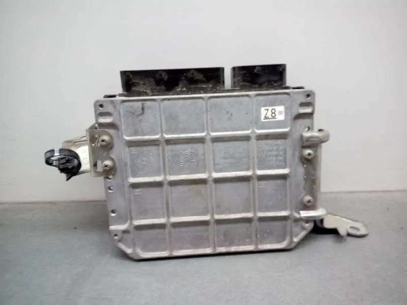 Centralita Motor Uce para Toyota Prius+