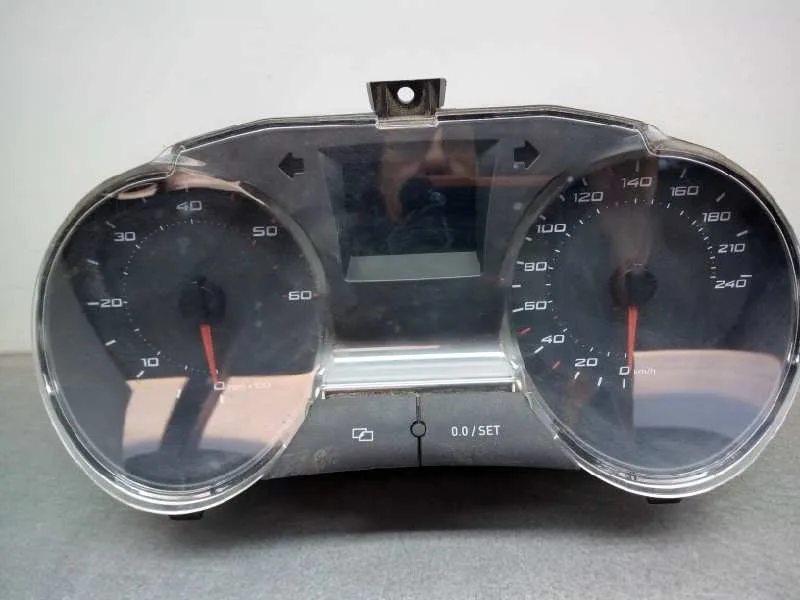 Cuadro Instrumentos para Seat Ibiza (6J5)