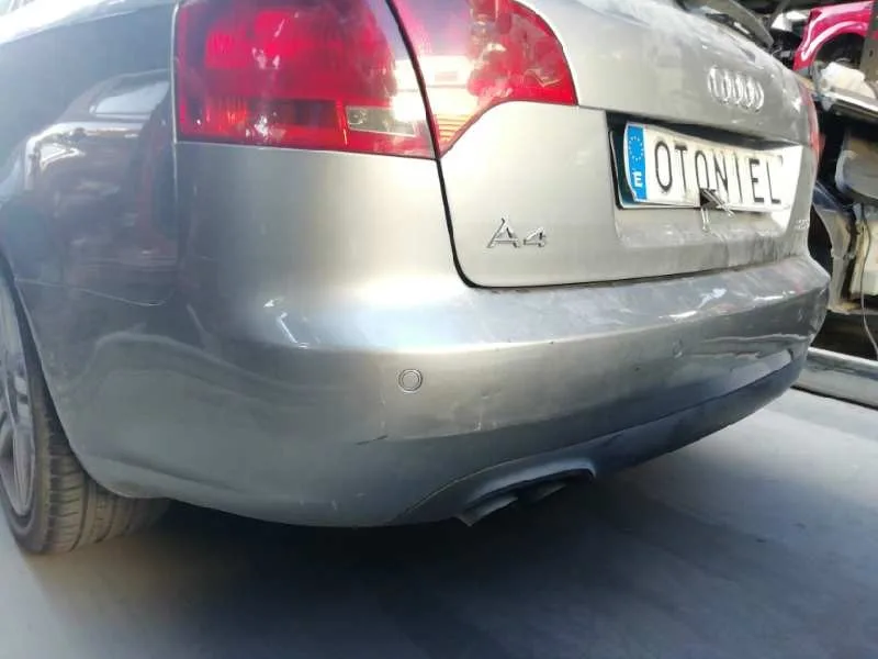 Paragolpes Trasero para Audi A4 Avant (8E)