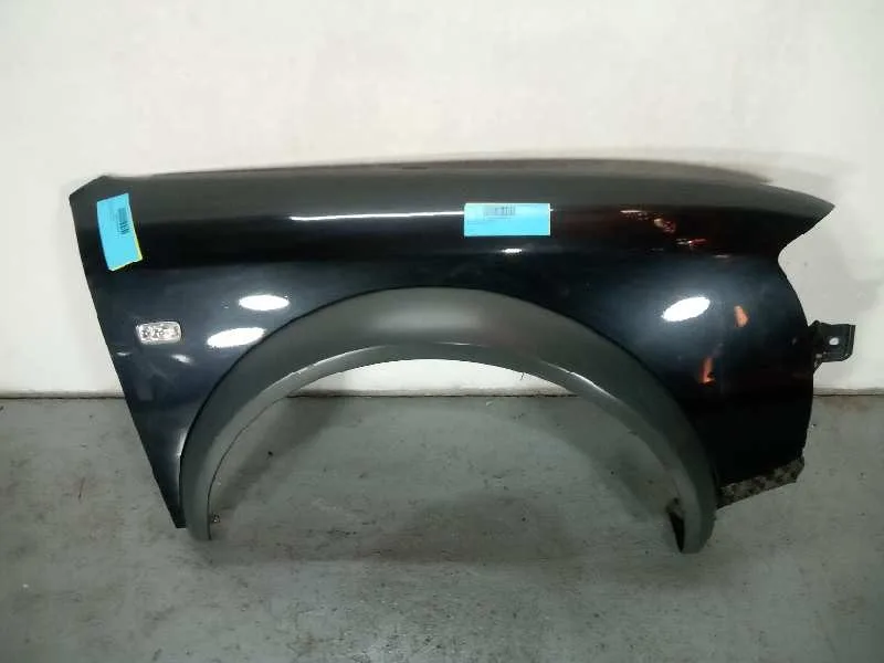 Aleta Delantera Derecha para Audi A6 Avant (4B5)