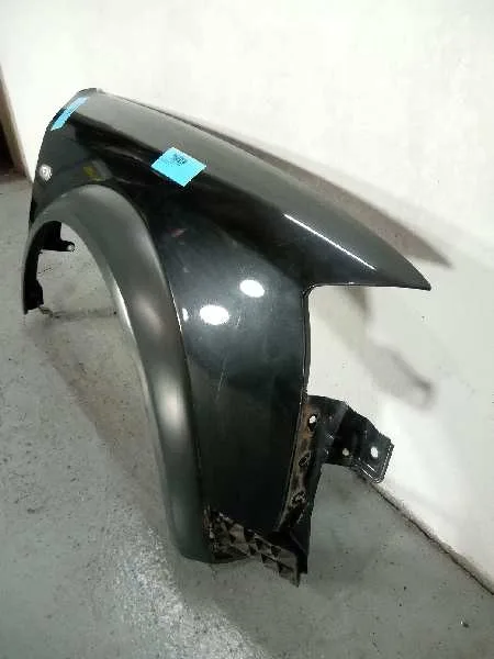 Aleta Delantera Derecha para Audi A6 Avant (4B5)