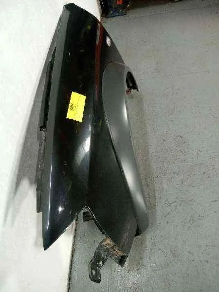 Aleta Delantera Izquierda para Audi A6 Avant (4B5)