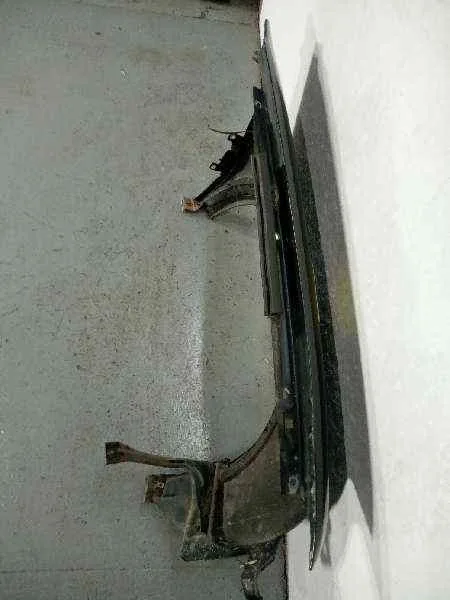 Aleta Delantera Izquierda para Audi A6 Avant (4B5)