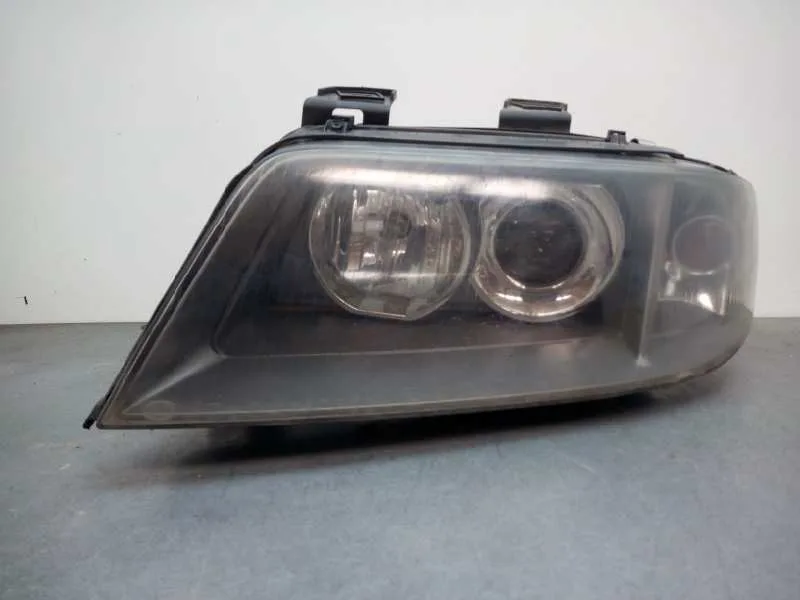 Faro Izquierdo para Audi A6 Avant (4B5)