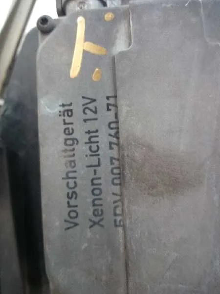 Faro Izquierdo para Audi A6 Avant (4B5)