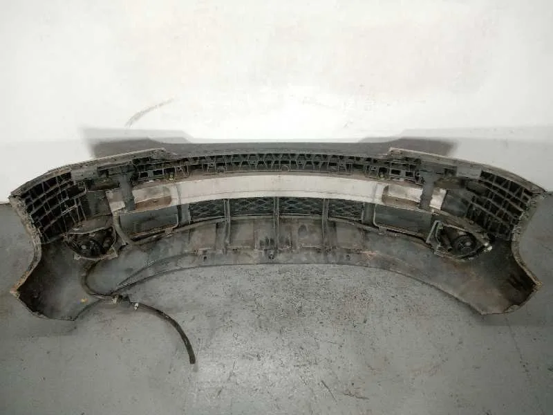 Paragolpes Delantero para Audi A6 Avant (4B5)